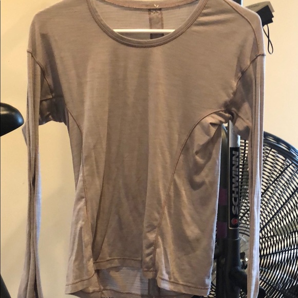 lululemon athletica Tops - Lululemon Workout Long Sleeve